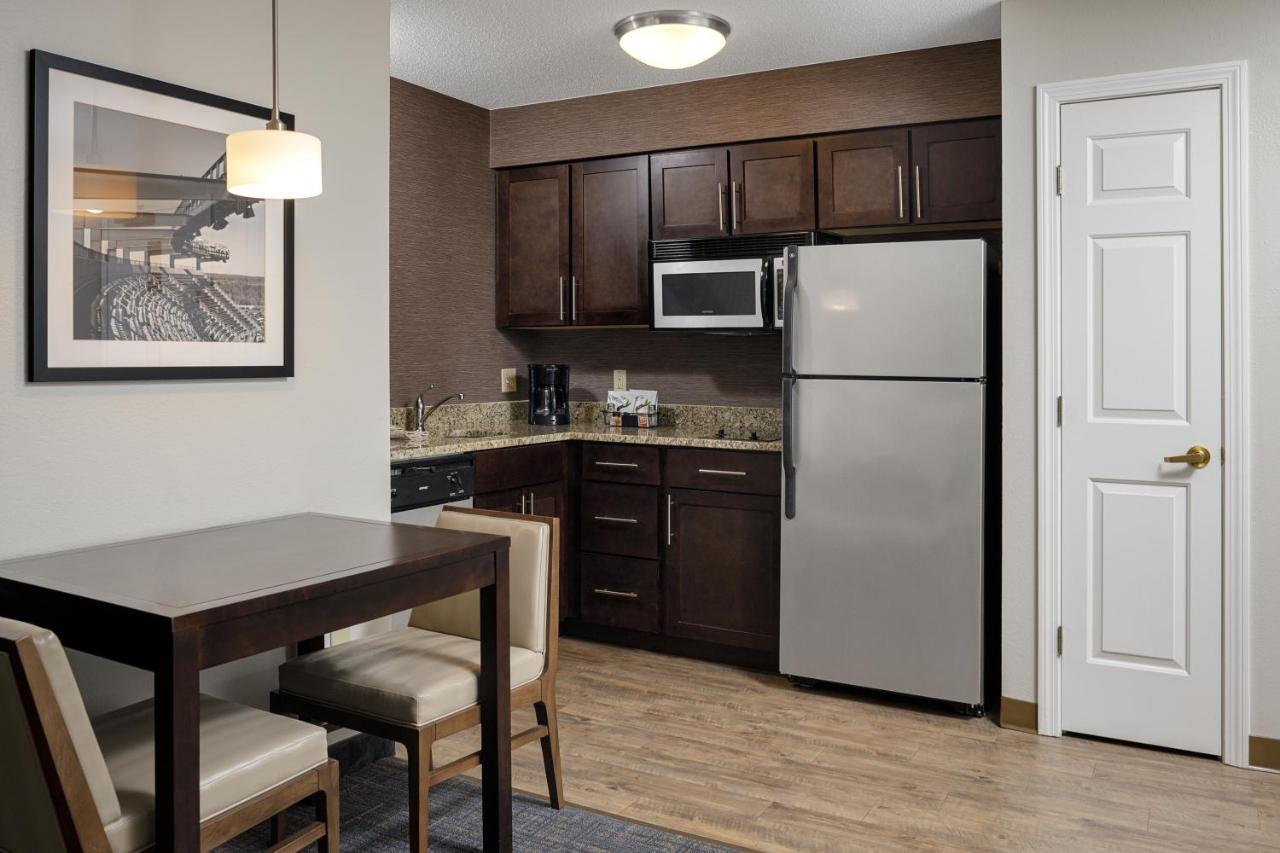 Residence Inn Boston Фоксборо Екстер'єр фото
