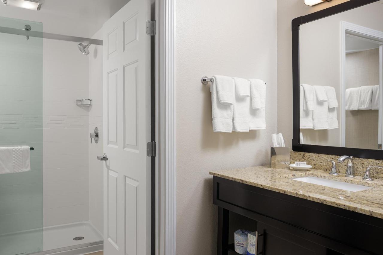 Residence Inn Boston Фоксборо Екстер'єр фото