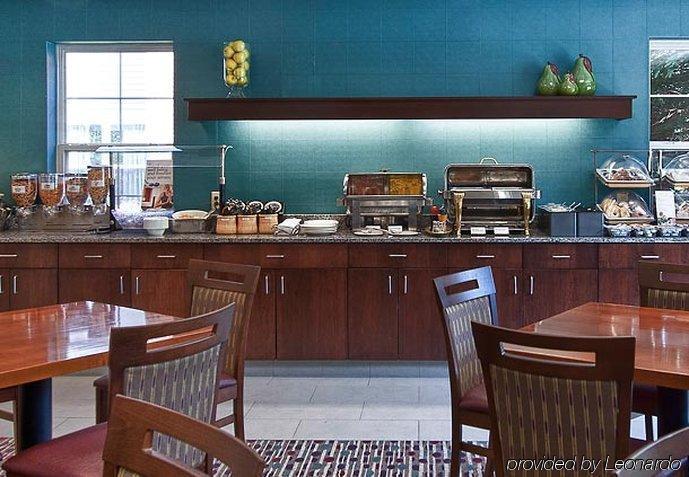 Residence Inn Boston Фоксборо Ресторан фото
